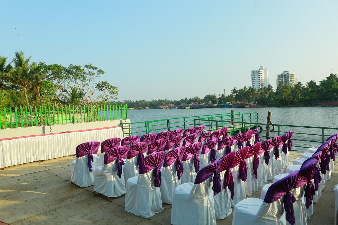 Global Backwater Resort Kollam Zewnętrze zdjęcie